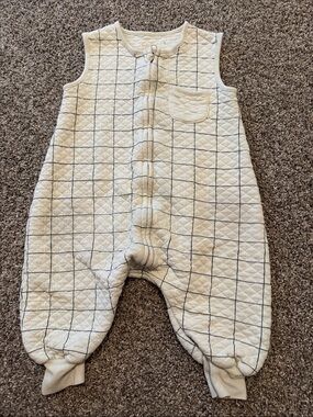 Quilted sleeping bag walker